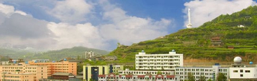 四川省劍閣中學(xué)校校園全景