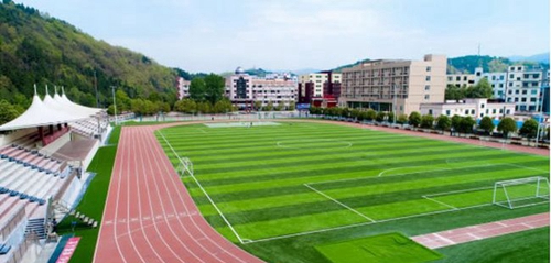 四川省廣元市元壩中學(xué)操場(chǎng)