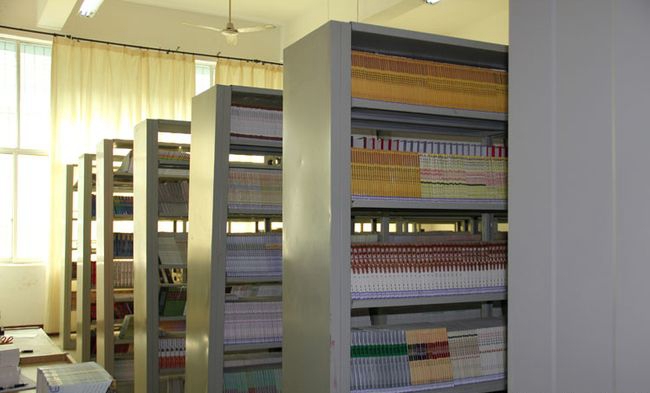 四川省廣元市寶輪中學(xué)圖書閱覽室藏書