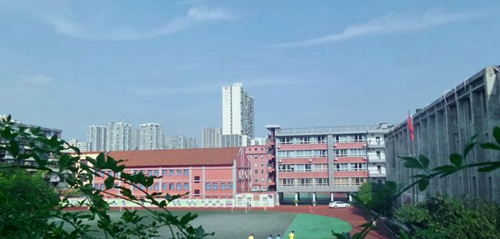 成都市通錦中學校運動場