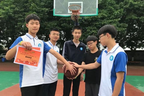成都市新都區(qū)泰興中學(xué)校籃球比賽獲獎