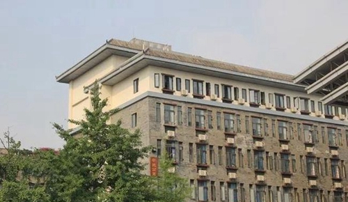 四川省成都市西北中學宿舍樓