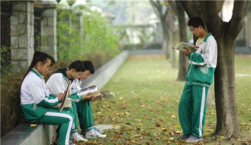 成都溫江二中讀書