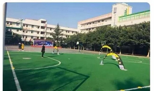 成都市成飛中學運動場2