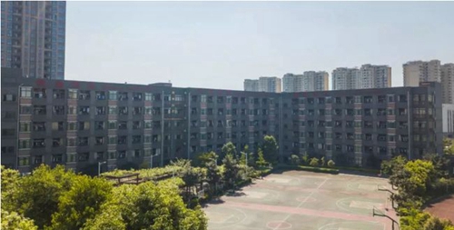 成都石室天府中學(xué)國(guó)際部宿舍樓