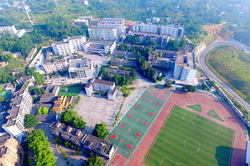 四川省蓬安中學校園全景2
