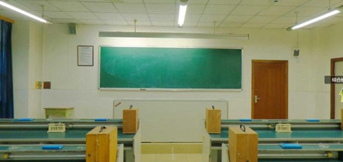 成都大學(xué)附屬中學(xué)生物實(shí)驗(yàn)室