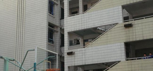 貴陽十八中教學樓
