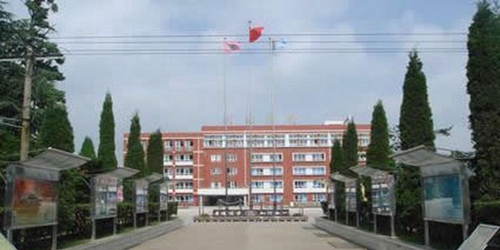 修文縣扎佐中學校園環(huán)境2