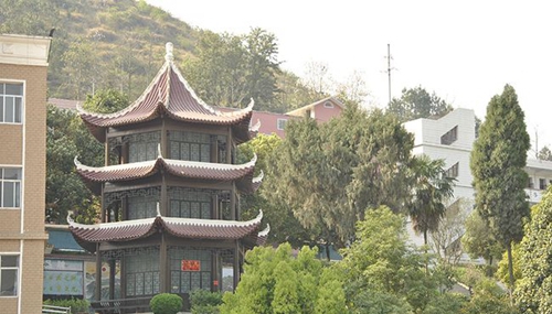 貴州羅甸邊陽中學校園環(huán)境