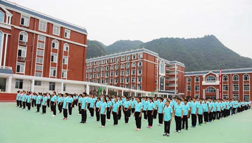 湖南師大附屬湘才學(xué)校第一運(yùn)動(dòng)場(chǎng)