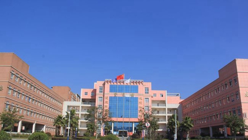貴州獨(dú)山民族中學(xué)教學(xué)樓2
