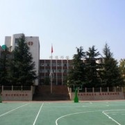 學(xué)校操場