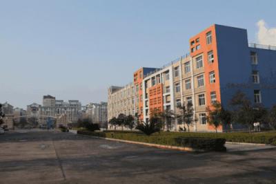 四川宜賓南溪職業(yè)技術(shù)學(xué)校教學(xué)樓