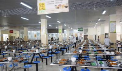 學校食堂