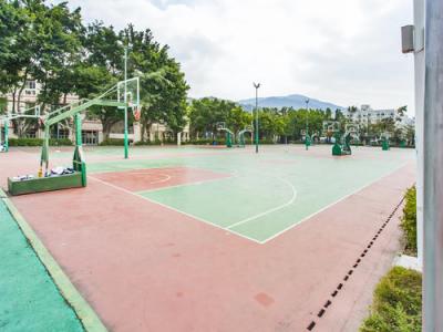 黔西南州機(jī)電職業(yè)技術(shù)學(xué)校籃球場