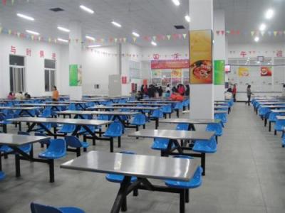 平塘中等職業(yè)學校食堂