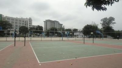 黔東南中等職業(yè)技術(shù)學(xué)校排球場