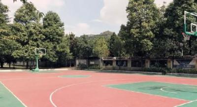 貴陽第五職業(yè)學(xué)?；@球場
