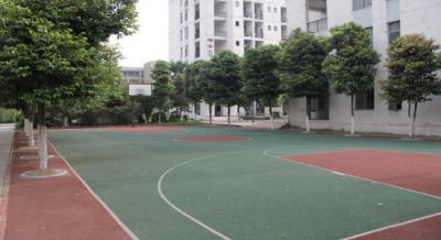 貴州交通職業(yè)技術學院中專部籃球場