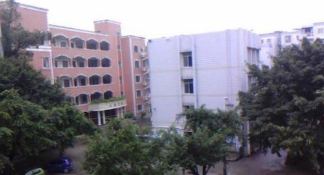 校園