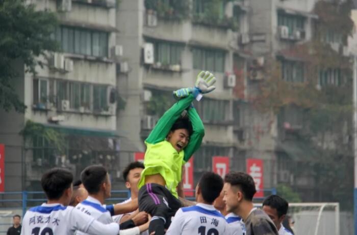 為什么去讀四川成都職業(yè)學(xué)校?？.jpg