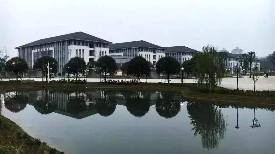 2019年重慶化工職業(yè)學(xué)院五年一貫制招生計(jì)劃