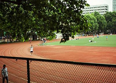 2024年哈爾濱中考200-300分可以上的技校