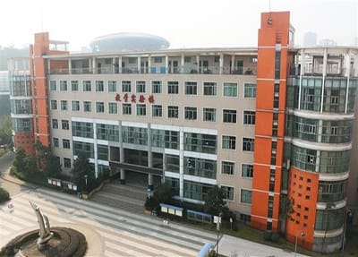 臨夏現(xiàn)代職業(yè)學(xué)院全國排名是多少，好不好？
