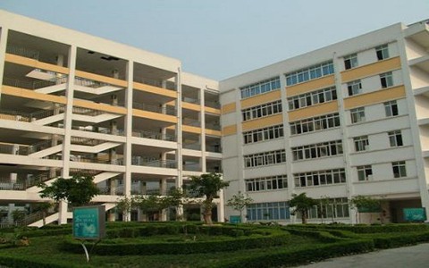 重慶市女子職業(yè)高級中學(xué)開設(shè)有哪些專業(yè)?學(xué)前教育專業(yè)怎么樣