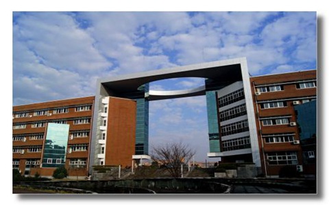 私立華聯(lián)學(xué)院2022年招生簡(jiǎn)章