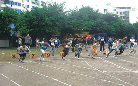 重慶市墊江縣職業(yè)教育中心電子與信息技術(shù)專業(yè)介紹