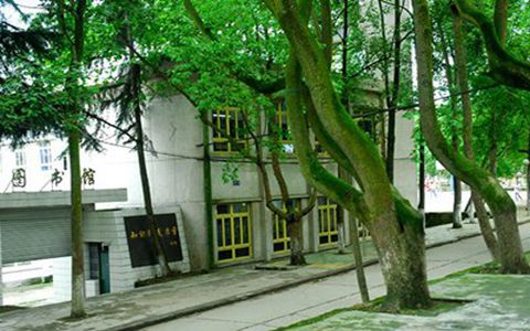 曲靖市師宗職業(yè)技術(shù)學(xué)校