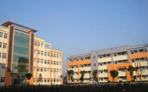 四川省口腔專業(yè)學校招生計劃及簡章
