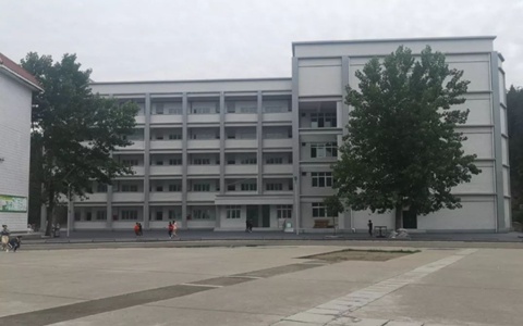 哈爾濱職業(yè)技術學院學校有高鐵乘務專業(yè)嗎