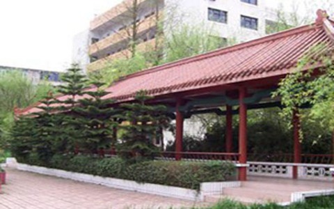 樂山市醫(yī)藥科技學(xué)校專業(yè)報(bào)名收費(fèi)貴不貴