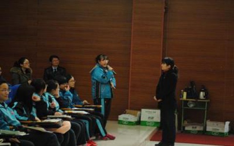 重慶三峽服裝藝術學校