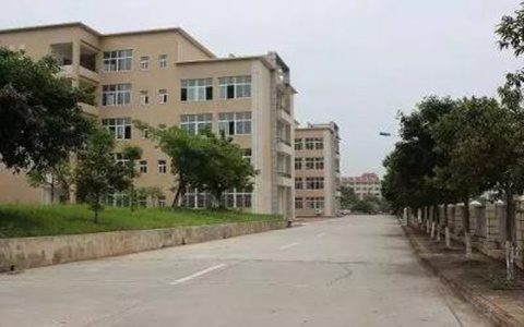 云南昆明工業(yè)學(xué)校
