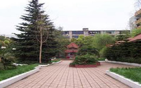 黑龍江農(nóng)業(yè)職業(yè)技術(shù)學(xué)院五年制大專藥劑專業(yè)好嗎