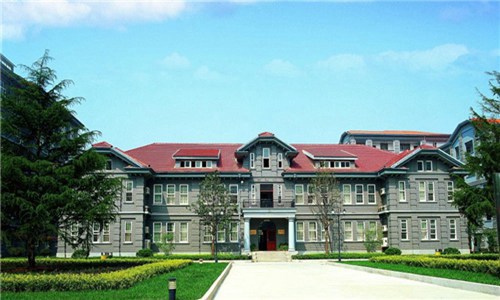 重慶市醫(yī)藥經(jīng)貿(mào)學(xué)校資助政策怎么樣？