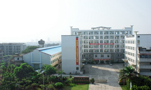重慶傳媒職業(yè)學(xué)院人物形象設(shè)計(jì)專業(yè)簡(jiǎn)介
