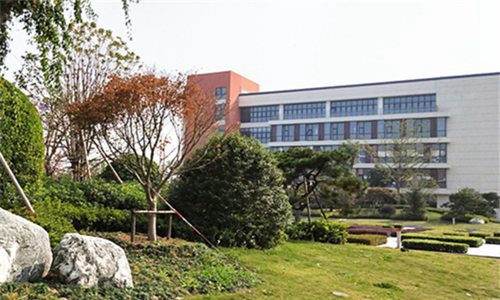 重慶市輕工業(yè)學(xué)校機(jī)電與汽車系