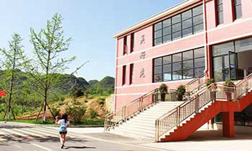 榕江縣民族職業(yè)技術學校服裝與服飾設計專業(yè)是不是熱門專業(yè)?