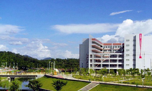 重慶企業(yè)管理學(xué)校2023年招生計劃