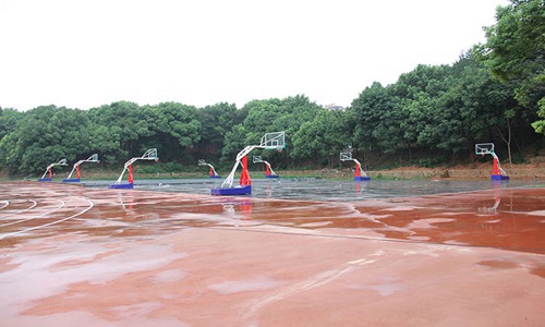 貴州省經(jīng)濟(jì)學(xué)校計(jì)算機(jī)應(yīng)用技術(shù)專業(yè)設(shè)有哪些主要課程
