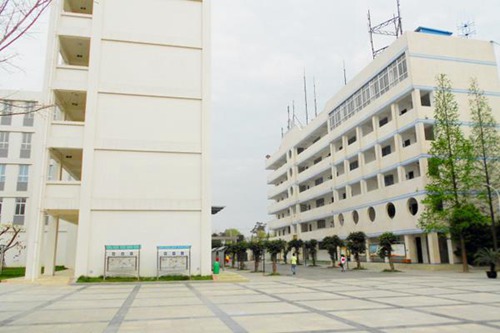 黑龍江農(nóng)業(yè)經(jīng)濟(jì)職業(yè)學(xué)院金融管理專業(yè)介紹