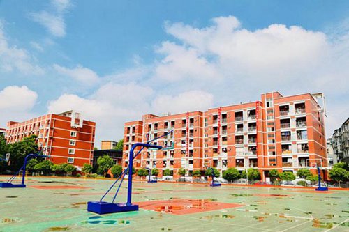 九江職業(yè)大學(xué)五年制大專有高鐵乘務(wù)專業(yè)嗎