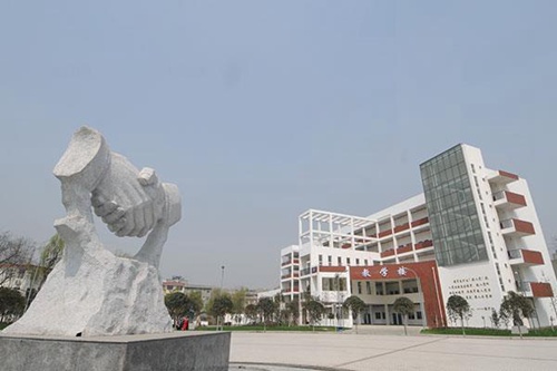 石家莊經(jīng)濟(jì)汽車(chē)職業(yè)學(xué)院汽修前景好不好