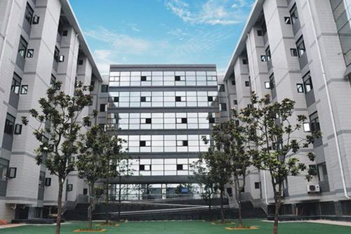 保定職業(yè)技術(shù)汽車學(xué)院2022年汽車維修招生分?jǐn)?shù)線