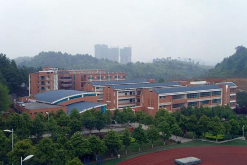 河北旅游職業(yè)學(xué)院五年制大專有高鐵乘務(wù)專業(yè)嗎